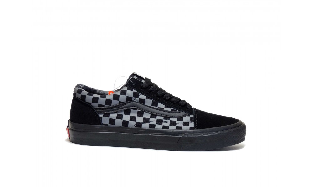 Black n white checkered 2024 vans